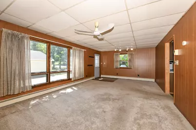 N6924  Oak Ln, Sugar Creek, WI 53121 - Photo 14