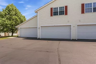 727  Wood River Ct #4, West Bend, WI 53095 - Photo 18