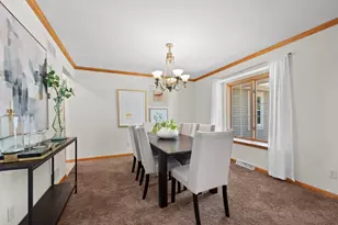 W234N7698 Grey Moss Ct, Sussex, WI 53089 - Photo 10
