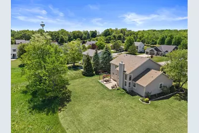 W234N7698  Grey Moss Ct, Sussex, WI 53089 - Photo 42