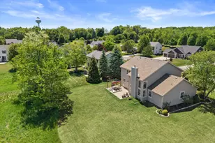 W234N7698 Grey Moss Ct, Sussex, WI 53089 - Photo 42