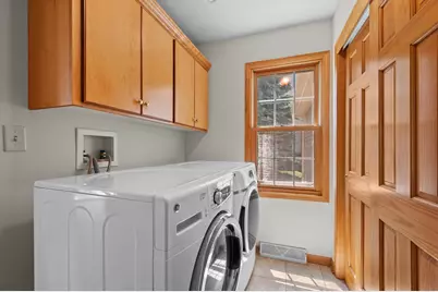 W234N7698  Grey Moss Ct, Sussex, WI 53089 - Photo 18