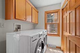 W234N7698 Grey Moss Ct, Sussex, WI 53089 - Photo 18