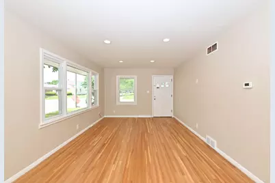 4300 N 73rd St, Milwaukee, WI 53216 - Photo 4