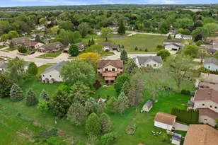 617 Wellington Dr, West Bend, WI 53090 - Photo 58