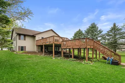 617  Wellington Dr #619, West Bend, WI 53090 - Photo 48