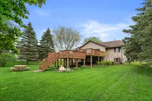 617 Wellington Dr, West Bend, WI 53090 - Photo 50