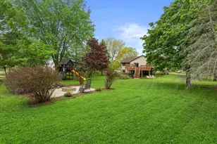 617 Wellington Dr, West Bend, WI 53090 - Photo 52