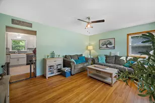 8874 S 81st St, Franklin, WI 53132 - Photo 12