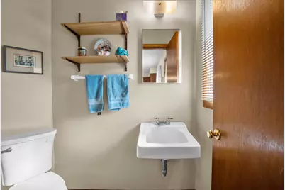1215  Oscar St, Waukesha, WI 53186 - Photo 14