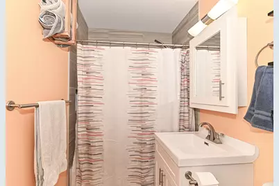 N90W16702  Pershing Ave, Menomonee Falls, WI 53051 - Photo 12