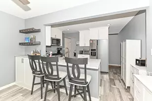 N90W16702 Pershing Ave, Menomonee Falls, WI 53051 - Photo 6