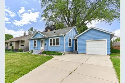N90W16702  Pershing Ave, Menomonee Falls, WI 53051 - Photo 2