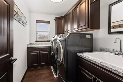 N88W18648  Duke Ct, Menomonee Falls, WI 53051 - Photo 36