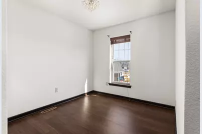 N88W18648  Duke Ct, Menomonee Falls, WI 53051 - Photo 28