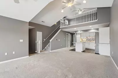 N16W26533  Tall Reeds Ln #H, Pewaukee, WI 53072 - Photo 2