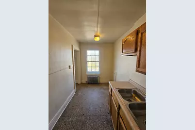 614  6th St, Racine, WI 53403 - Photo 4