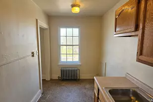 614 6th St, Racine, WI 53403 - Photo 4