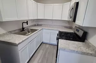 614 6th St, Racine, WI 53403 - Photo 24