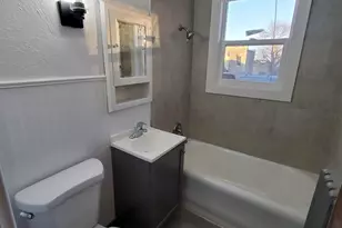 614 6th St, Racine, WI 53403 - Photo 30