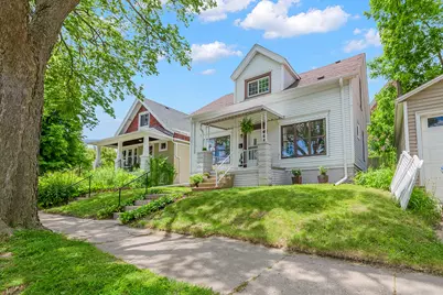 2713 S California St, Milwaukee, WI 53207 - Photo 2