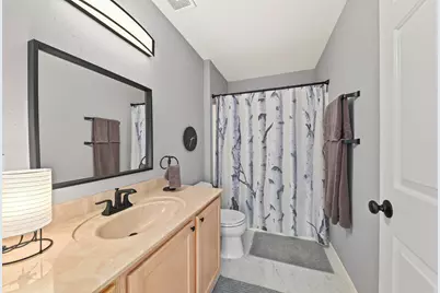 412 E Red Pine Cir, Dousman, WI 53118 - Photo 22