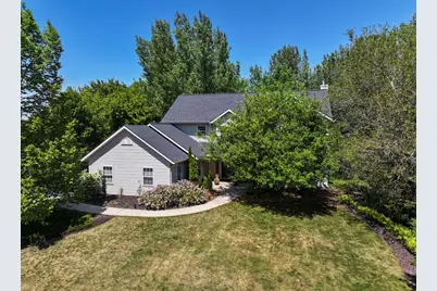412 E Red Pine Cir, Dousman, WI 53118 - Photo 34