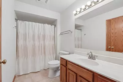 5728  Regency Hills Dr, Racine, WI 53406 - Photo 18