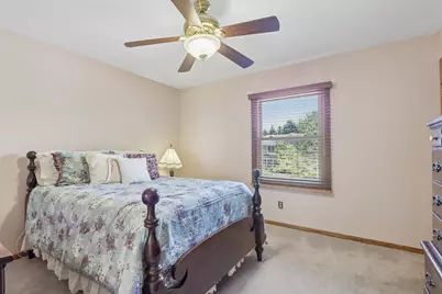 5728  Regency Hills Dr, Racine, WI 53406 - Photo 16