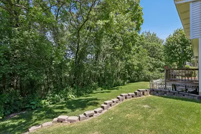 5728  Regency Hills Dr, Racine, WI 53406 - Photo 30