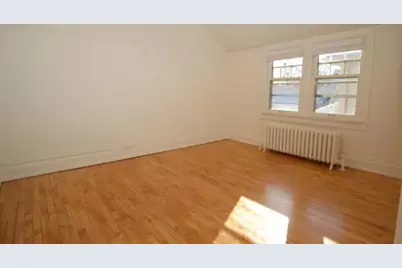 3132 N Shepard Ave, Milwaukee, WI 53211 - Photo 14