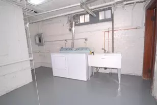 3132 N Shepard Ave, Milwaukee, WI 53211 - Photo 18