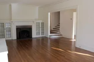 3132 N Shepard Ave, Milwaukee, WI 53211 - Photo 2