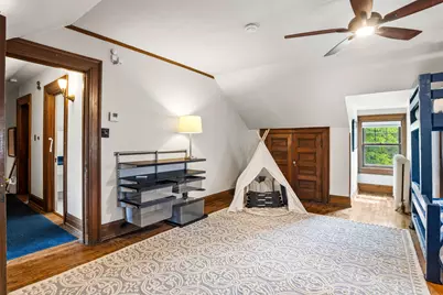3053 N Summit Ave, Milwaukee, WI 53211 - Photo 56
