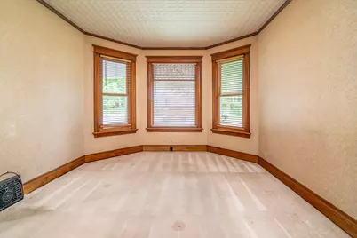 209 S Washington St, Watertown, WI 53094 - Photo 10