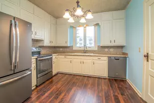 209 S Washington St, Watertown, WI 53094 - Photo 6