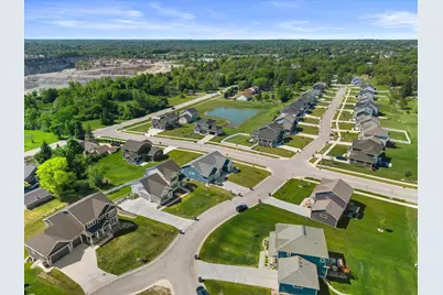 7519 S 50th Ct, Franklin, WI 53132 - Photo 42