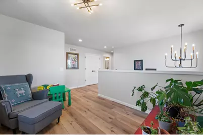 7519 S 50th Ct, Franklin, WI 53132 - Photo 16