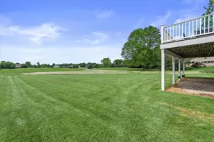 219 Muirfield Ct, North Prairie, WI 53153 - Photo 34