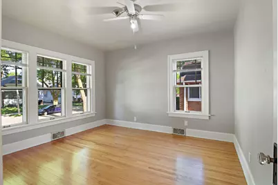 704  Monroe Ave, Racine, WI 53405 - Photo 10