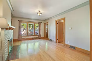 704 Monroe Ave, Racine, WI 53405 - Photo 4