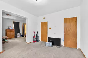 630 E Locust St, Milwaukee, WI 53212 - Photo 20