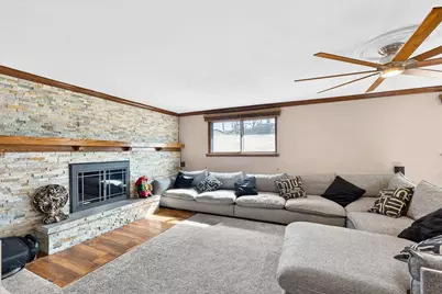 1819 W Mallory Ave, Milwaukee, WI 53221 - Photo 24