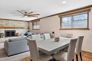1819 W Mallory Ave, Milwaukee, WI 53221 - Photo 28