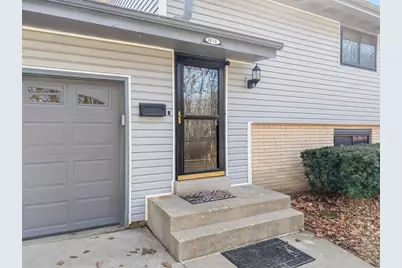 1819 W Mallory Ave, Milwaukee, WI 53221 - Photo 6