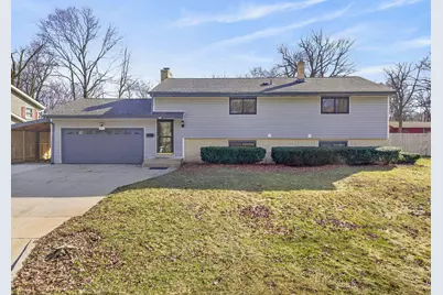 1819 W Mallory Ave, Milwaukee, WI 53221 - Photo 2