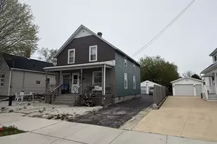 2010 Lincoln St, Two Rivers, WI 54241 - Photo 2