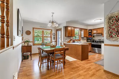 3625  Bentwood Pl, La Crosse, WI 54601 - Photo 6