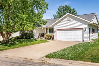 3625  Bentwood Pl, La Crosse, WI 54601 - Photo 1