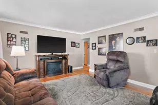 3321 W Oklahoma Ave, Milwaukee, WI 53215 - Photo 14